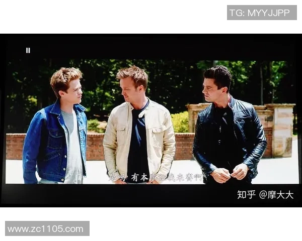 爱上足球明星爸爸的温馨瞬间视频记录，感受亲情与运动的完美结合